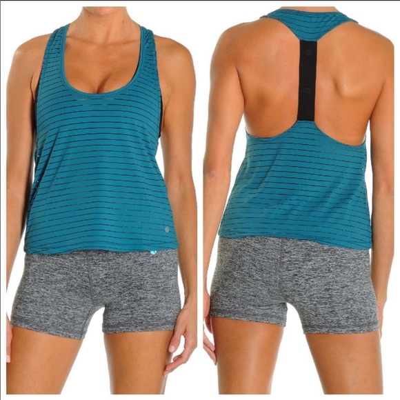 caelum Tops - Caleum Layer Up Crop Racerback Tank Size M